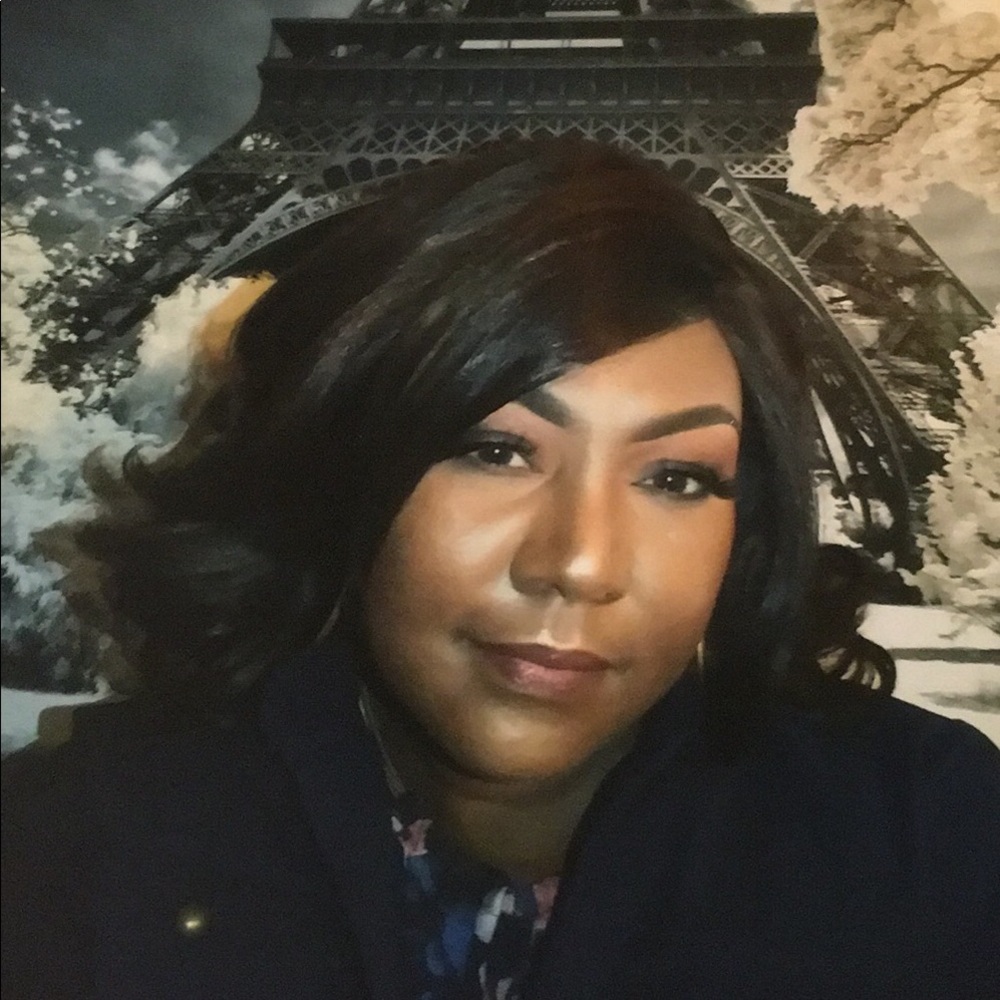 Meet your Posher, Toni